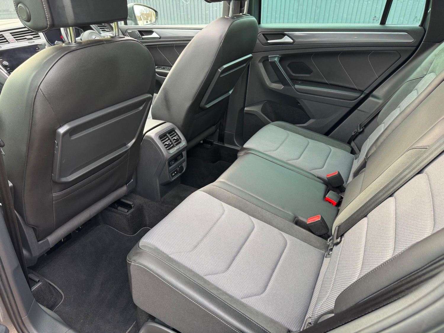 Used Volkswagen Tiguan 2020 for sale - 77114249: Photo 27