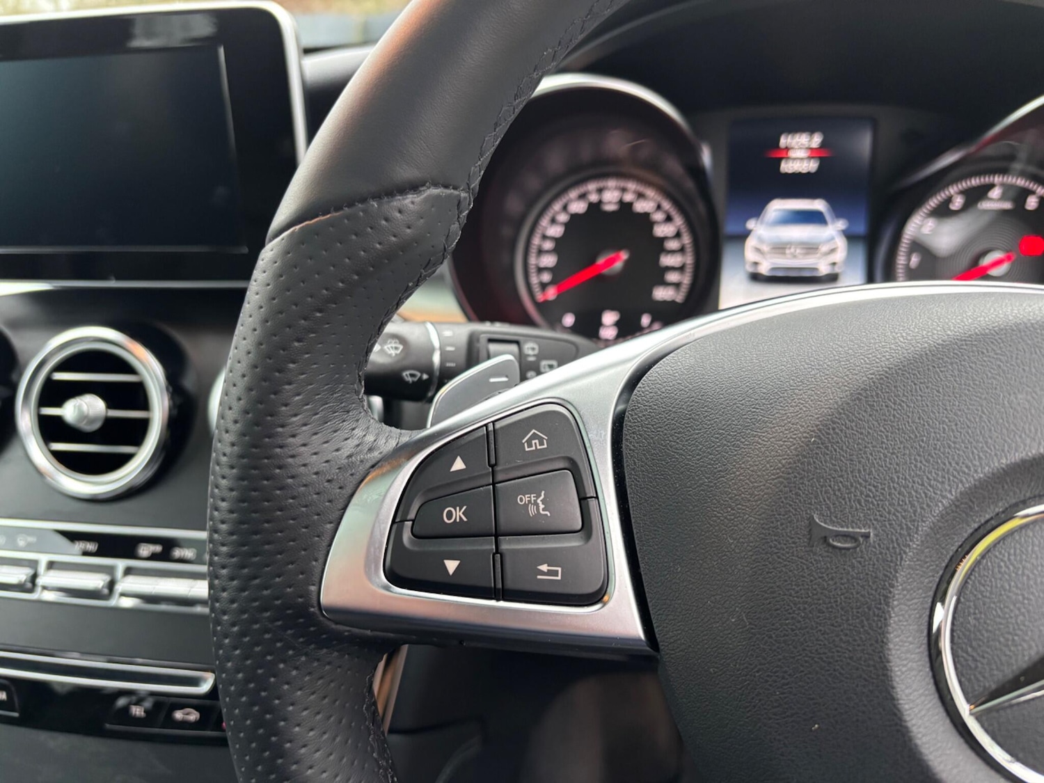 Used Mercedes-Benz GLC 2019 for sale - 77155725: Photo 22