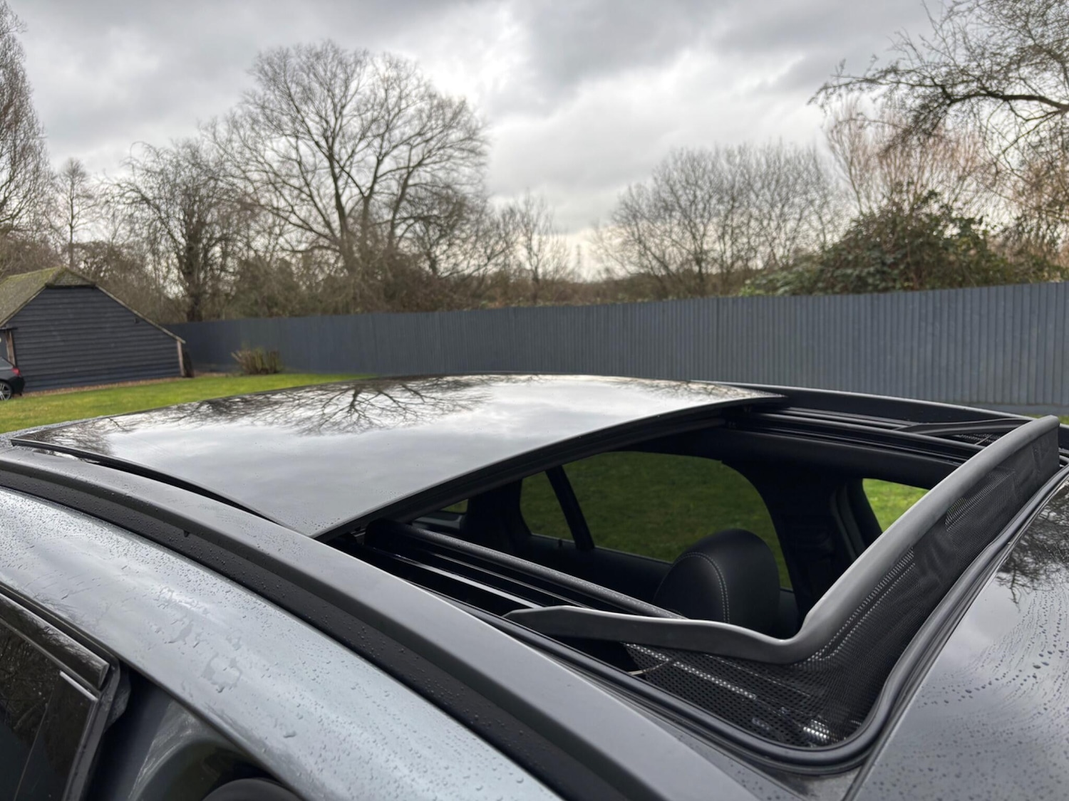 Used Mercedes-Benz GLC 2019 for sale - 77155725: Photo 3