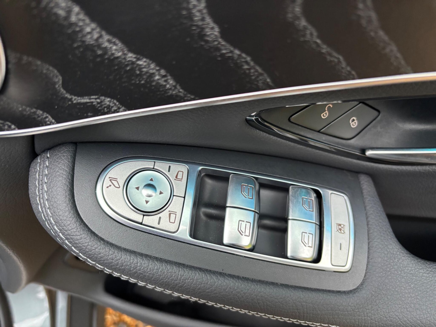 Used Mercedes-Benz GLC 2019 for sale - 77155725: Photo 36