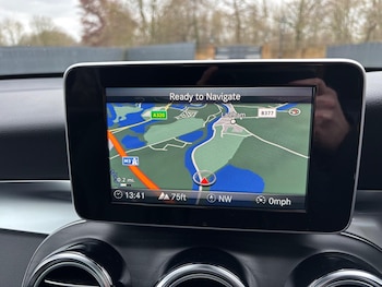 Used Mercedes-Benz GLC 2019 for sale - 77155725: Photo