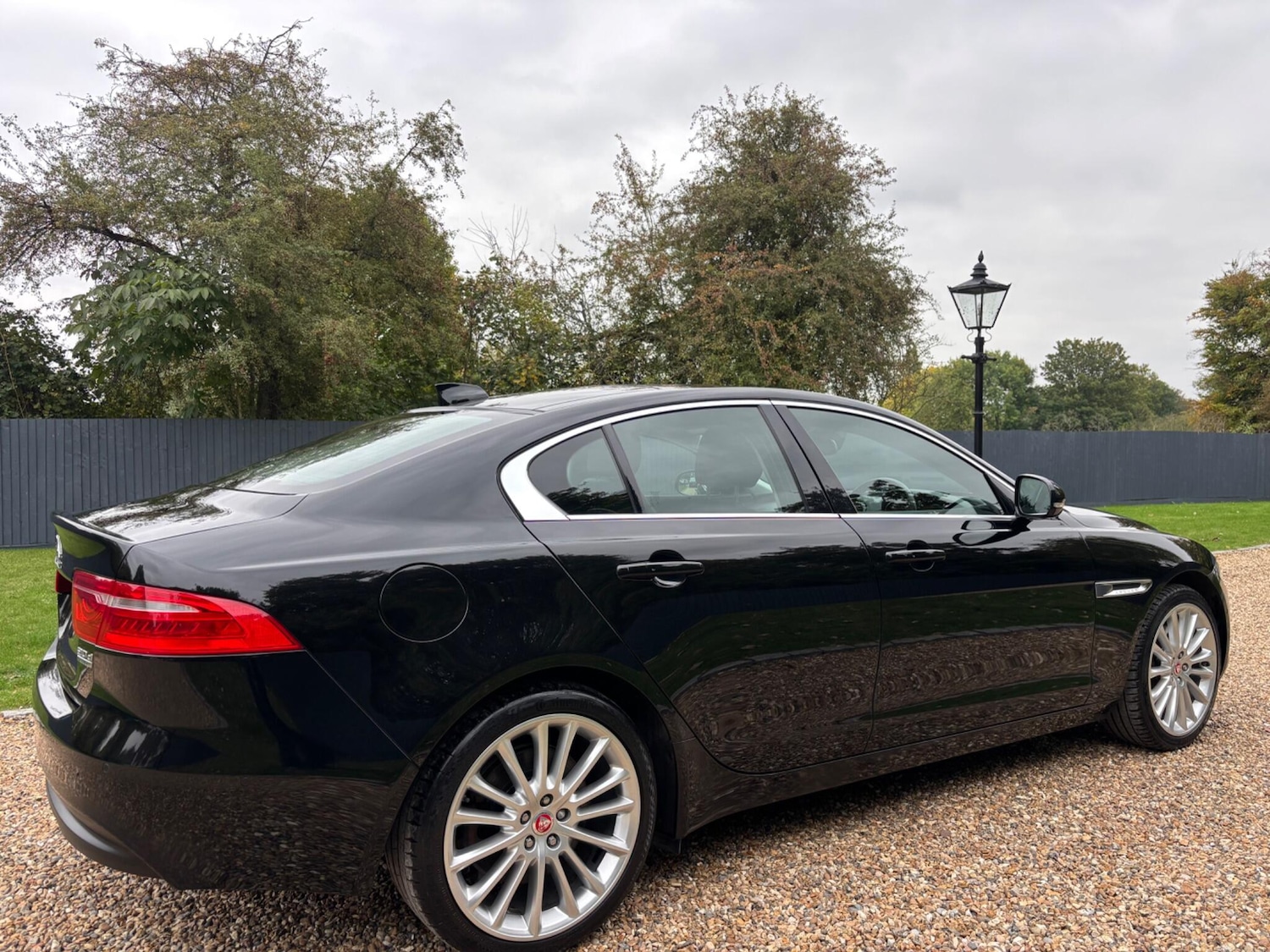 Used Jaguar XE 2017 for sale - 76236928: Photo 14