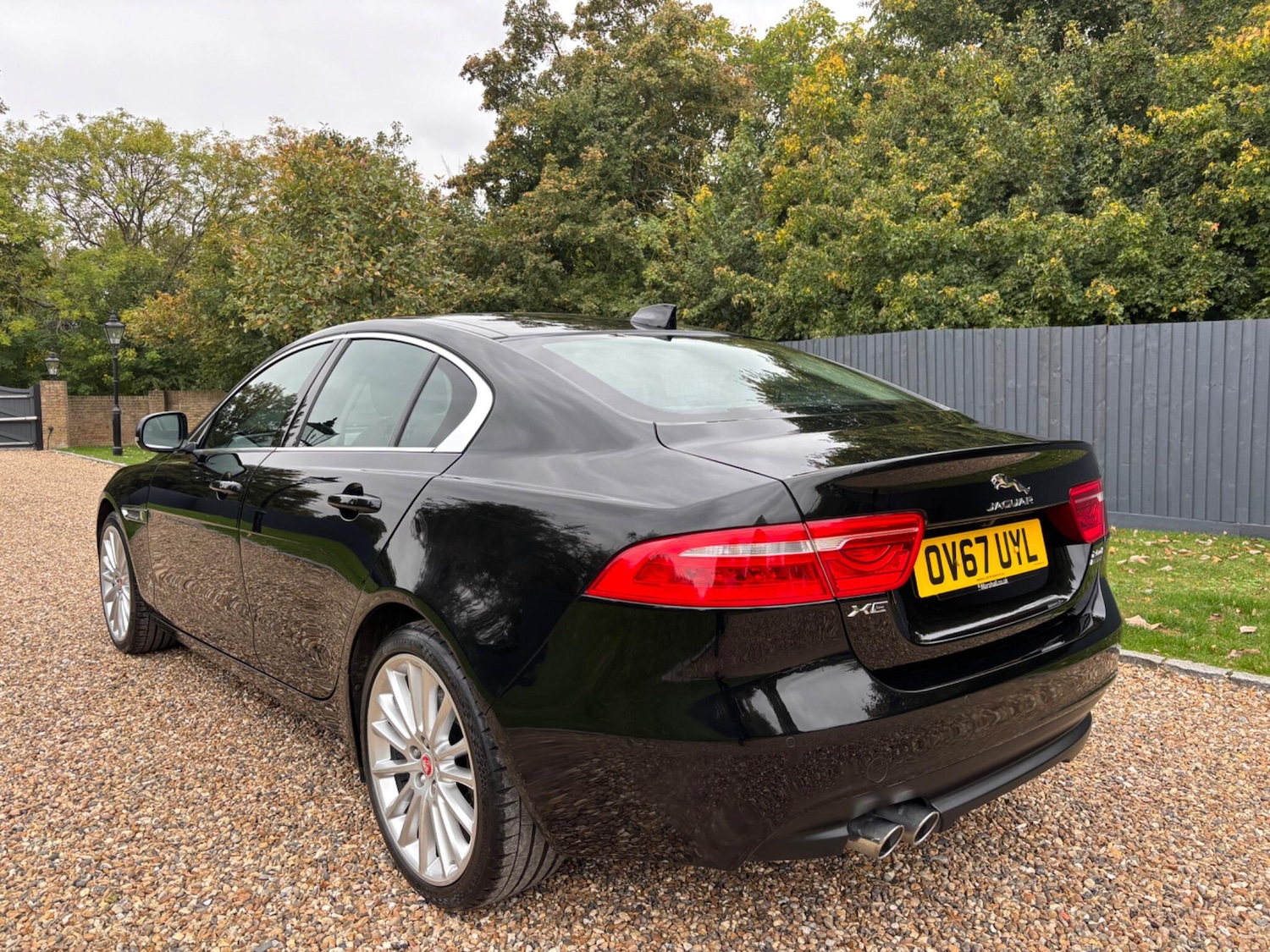 Used Jaguar XE 2017 for sale - 76236928: Photo 17