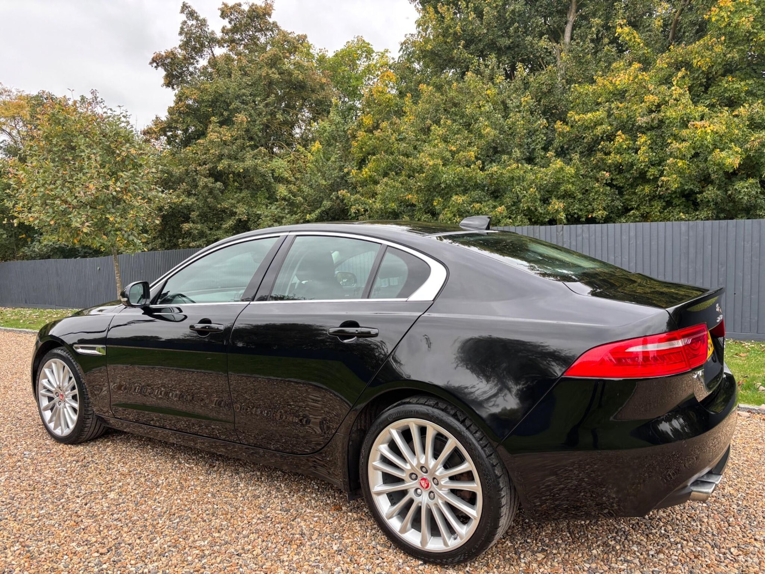 Used Jaguar XE 2017 for sale - 76236928: Photo 19
