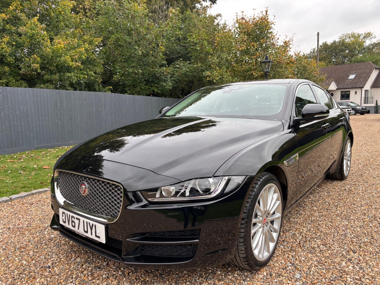 Used Jaguar XE 2017 for sale - 76236928: Photo 23