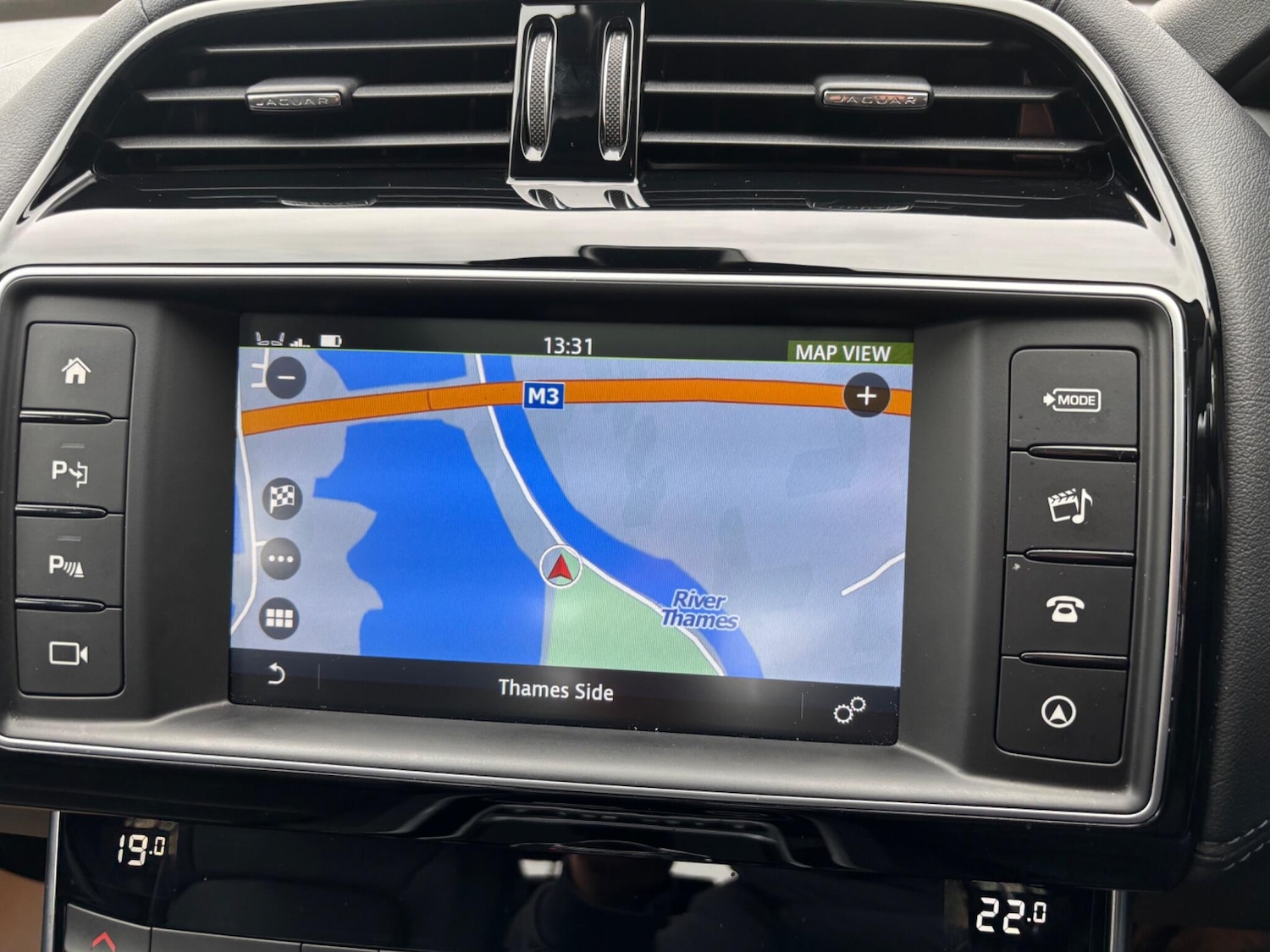 Used Jaguar XE 2017 for sale - 76236928: Photo 30