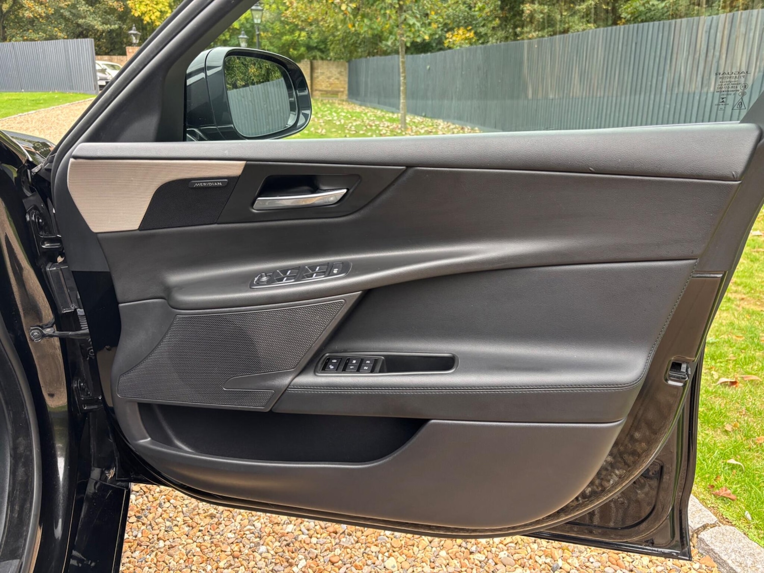 Used Jaguar XE 2017 for sale - 76236928: Photo 36