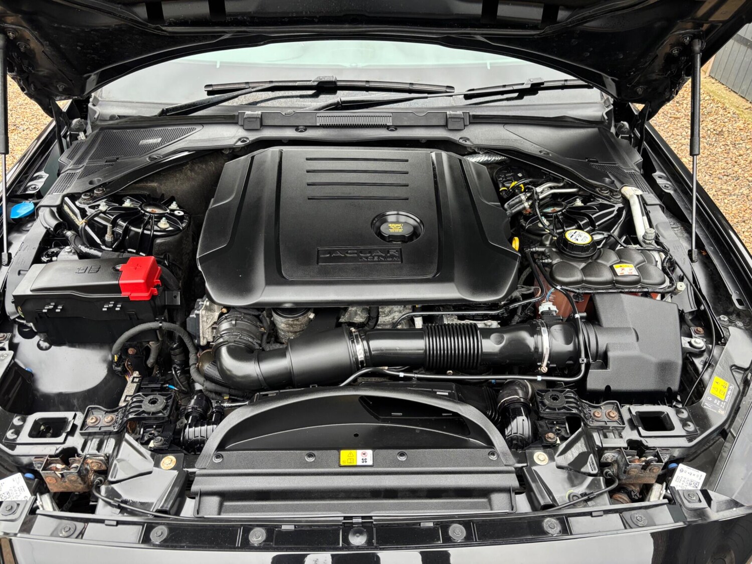 Used Jaguar XE 2017 for sale - 76236928: Photo 50