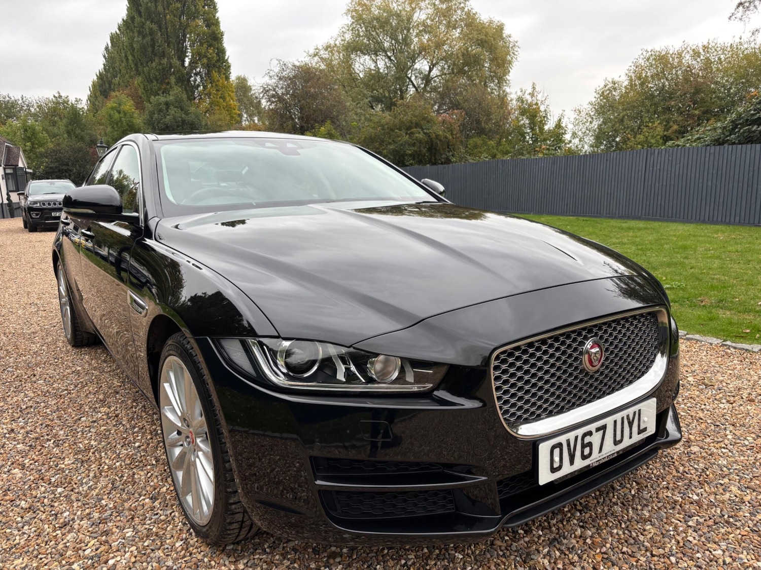 Used Jaguar XE 2017 for sale - 76236928: Photo 6