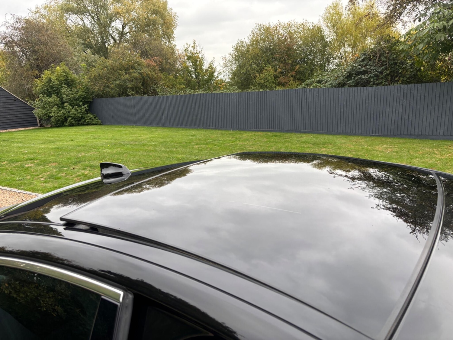 Used Jaguar XE 2017 for sale - 76236928: Photo 9