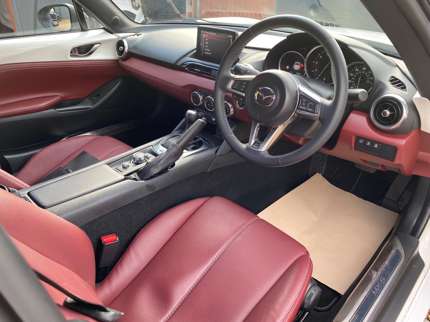 Used Mazda MX-5 RF 2020 for sale - 76374627: Photo 2