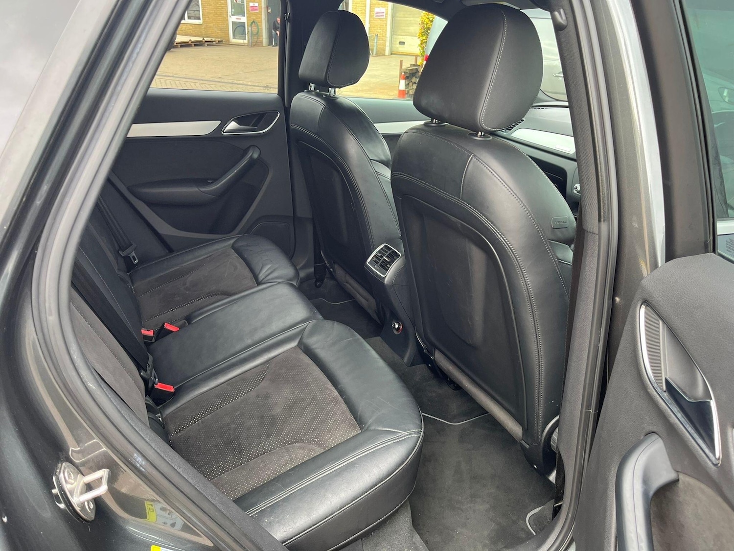 Used Audi Q3 2015 for sale - 77931813: Photo 13