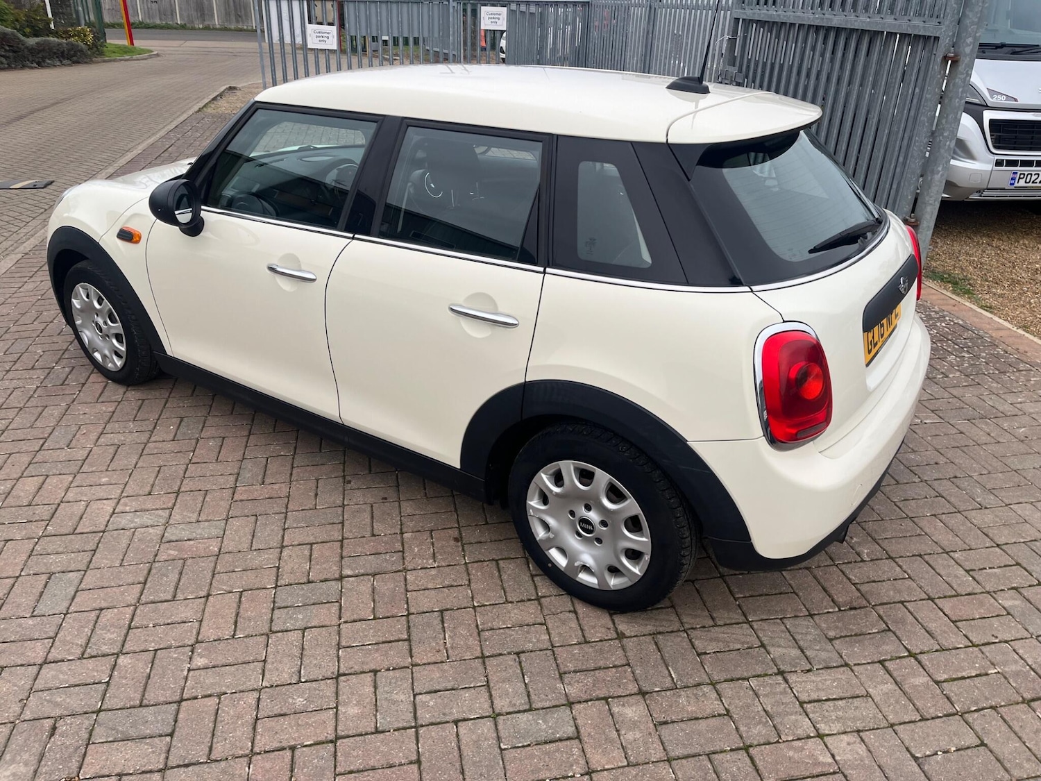 Used MINI Hatch 2016 for sale - 76978007: Photo 12