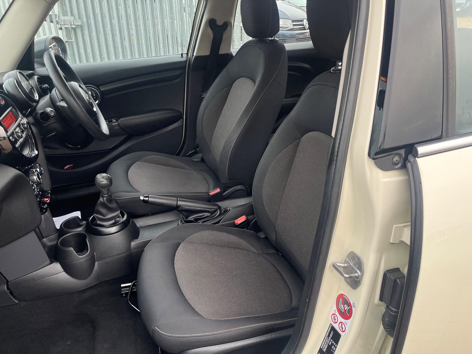 Used MINI Hatch 2016 for sale - 76978007: Photo 31