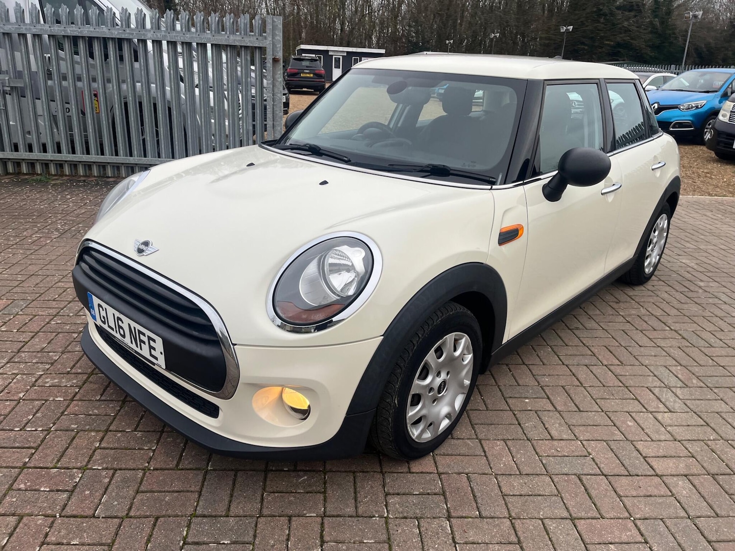 Used MINI Hatch 2016 for sale - 76978007: Photo 9
