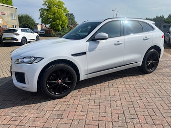 Used Jaguar F-Pace 2020 for sale - 78989233: Photo
