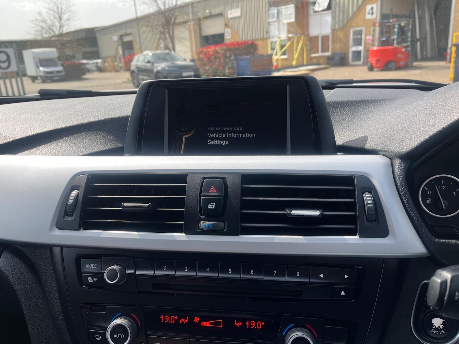 Used BMW 3 Series 2013 for sale - 78184536: Photo 34