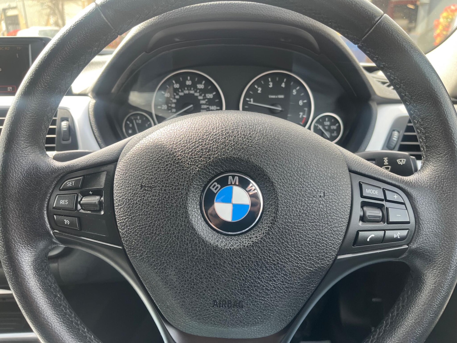 Used BMW 3 Series 2013 for sale - 78184536: Photo 38