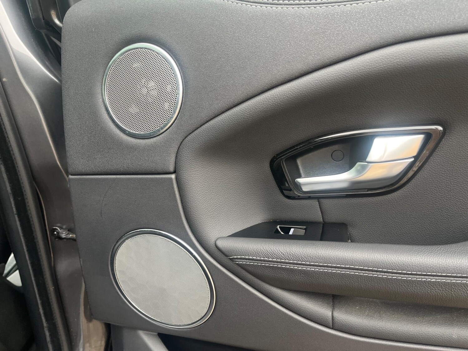 Used Land Rover Range Rover Evoque 2018 for sale - 77477050: Photo 18