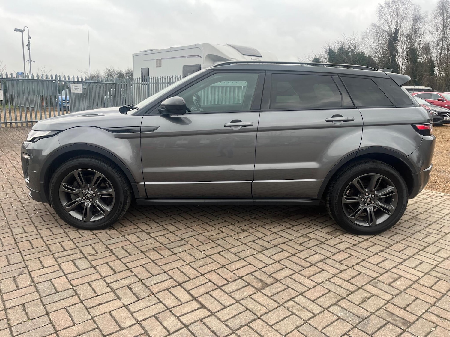 Used Land Rover Range Rover Evoque 2018 for sale - 77477050: Photo 2