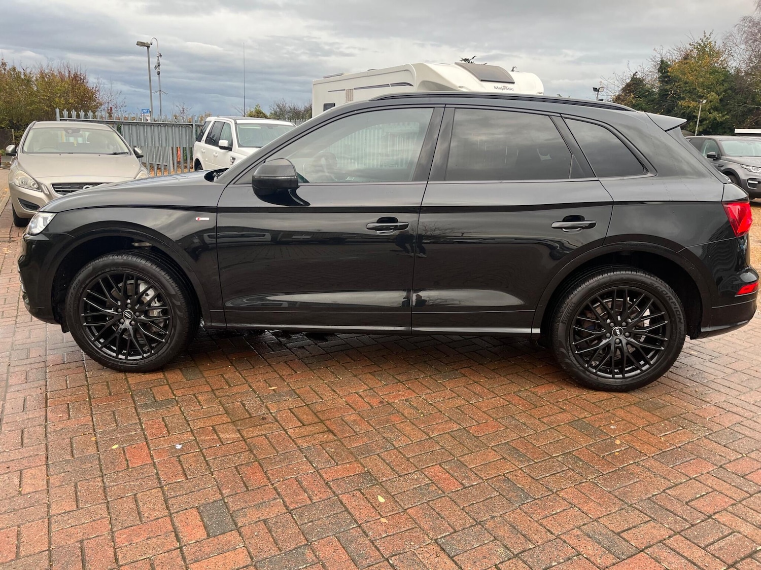 Used Audi Q5 2018 for sale - 77635521: Photo 2