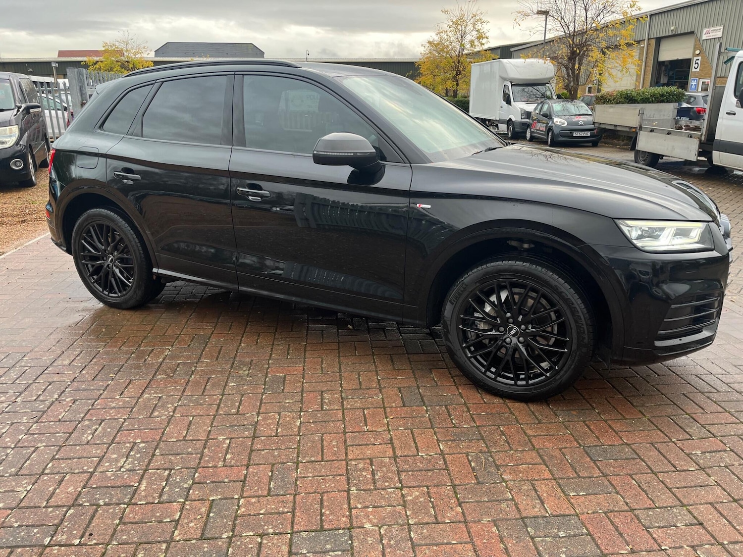 Used Audi Q5 2018 for sale - 77635521: Photo 8