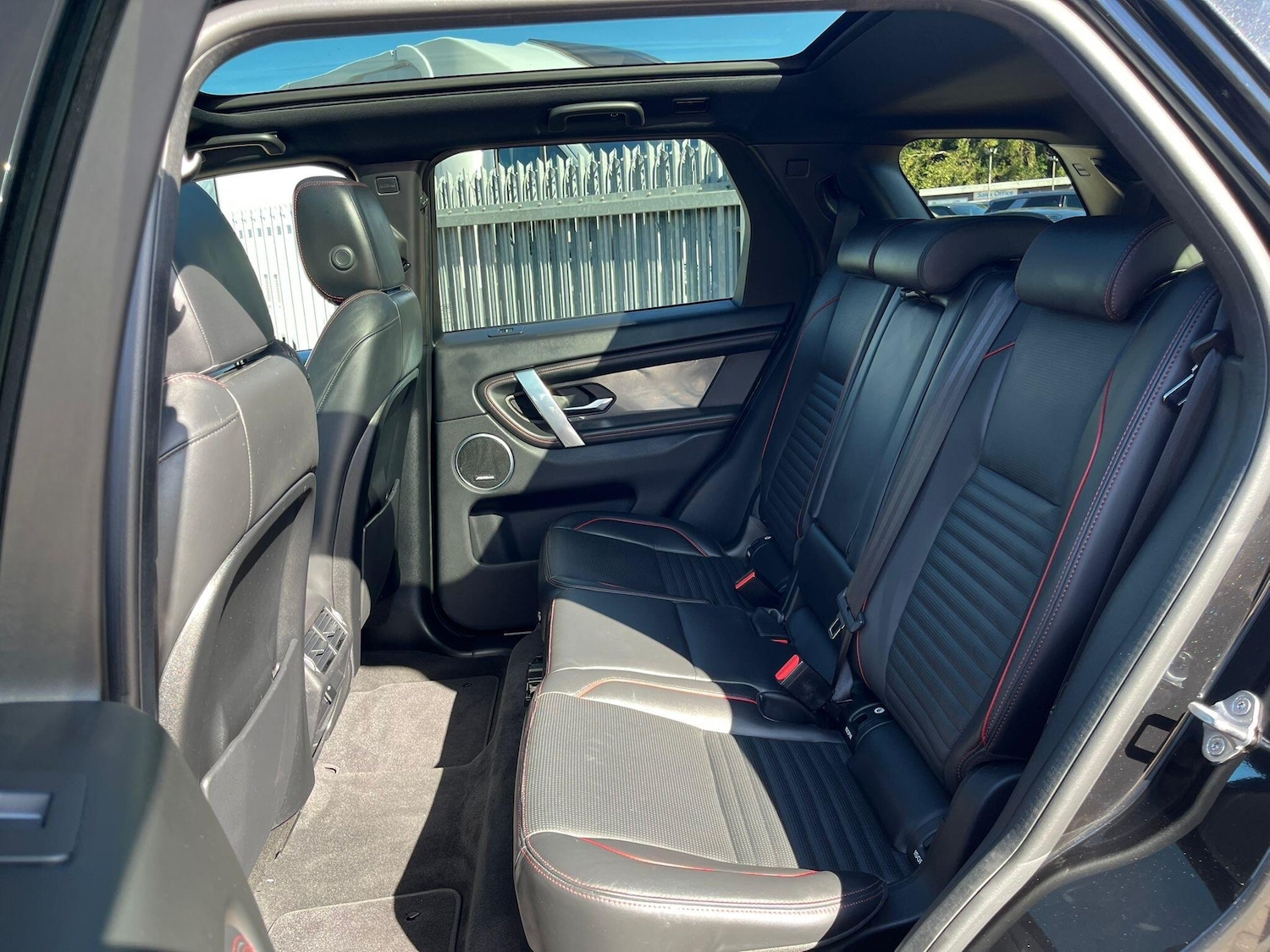 Used Land Rover Discovery Sport 2020 for sale - 76690951: Photo 34