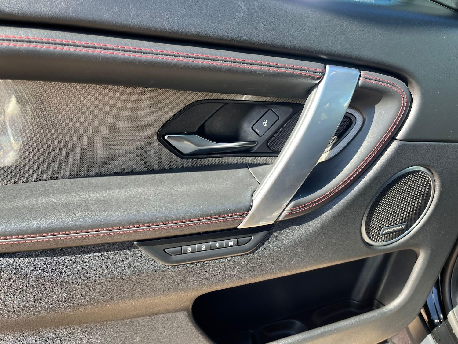 Used Land Rover Discovery Sport 2020 for sale - 76690951: Photo 36