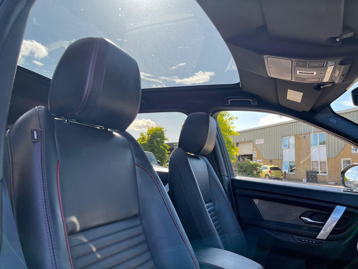 Used Land Rover Discovery Sport 2020 for sale - 76690951: Photo 6