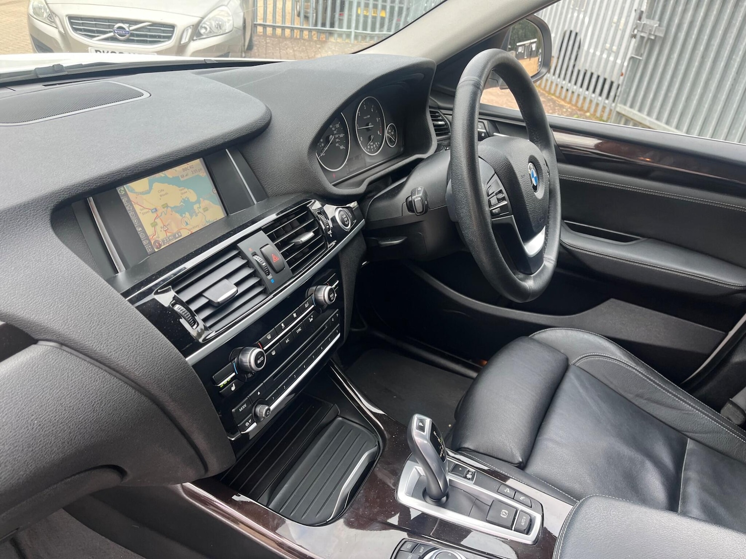 Used BMW X4 2016 for sale - 76690953: Photo 13