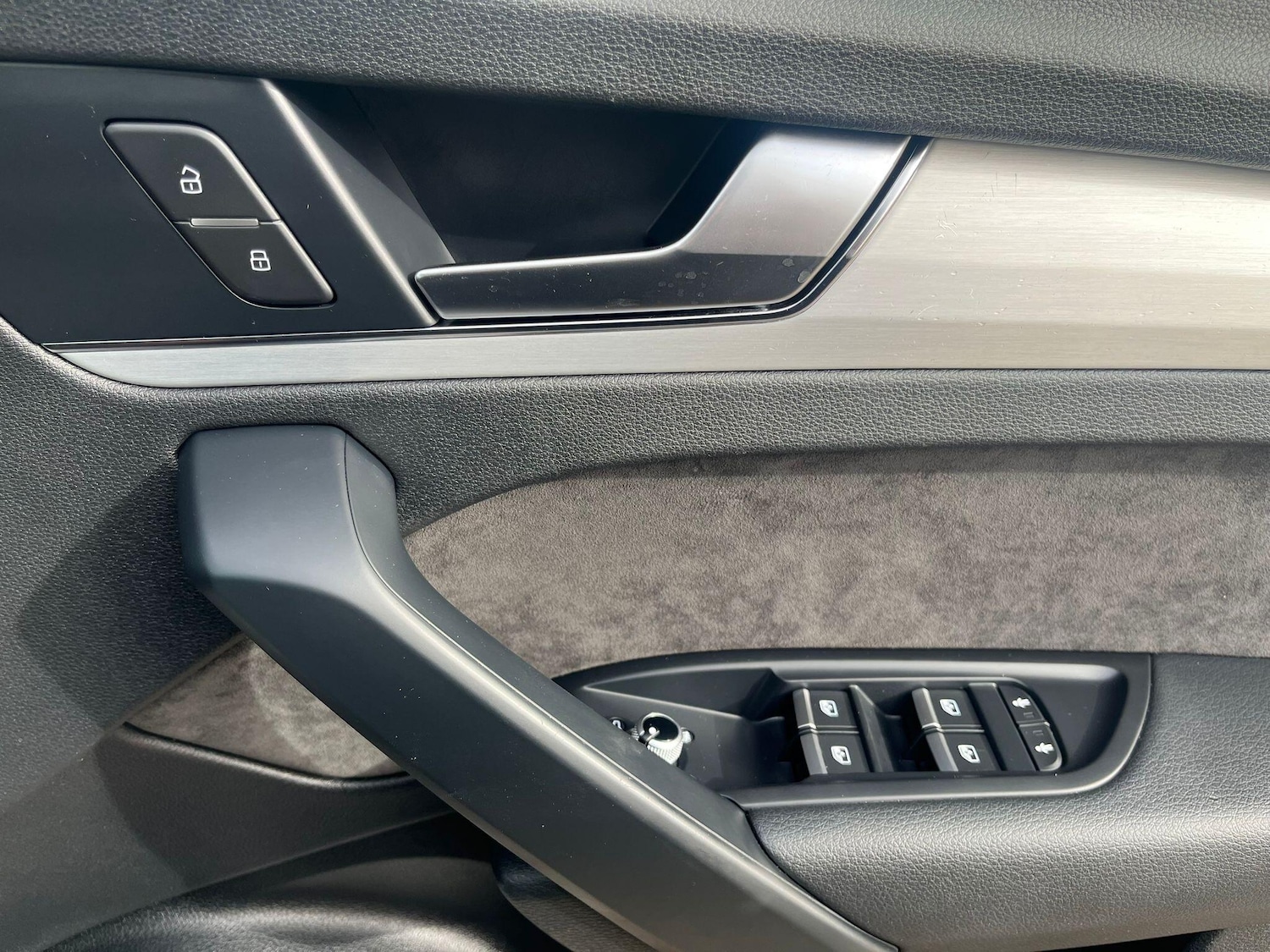 Used Audi Q5 2019 for sale - 77931820: Photo 31