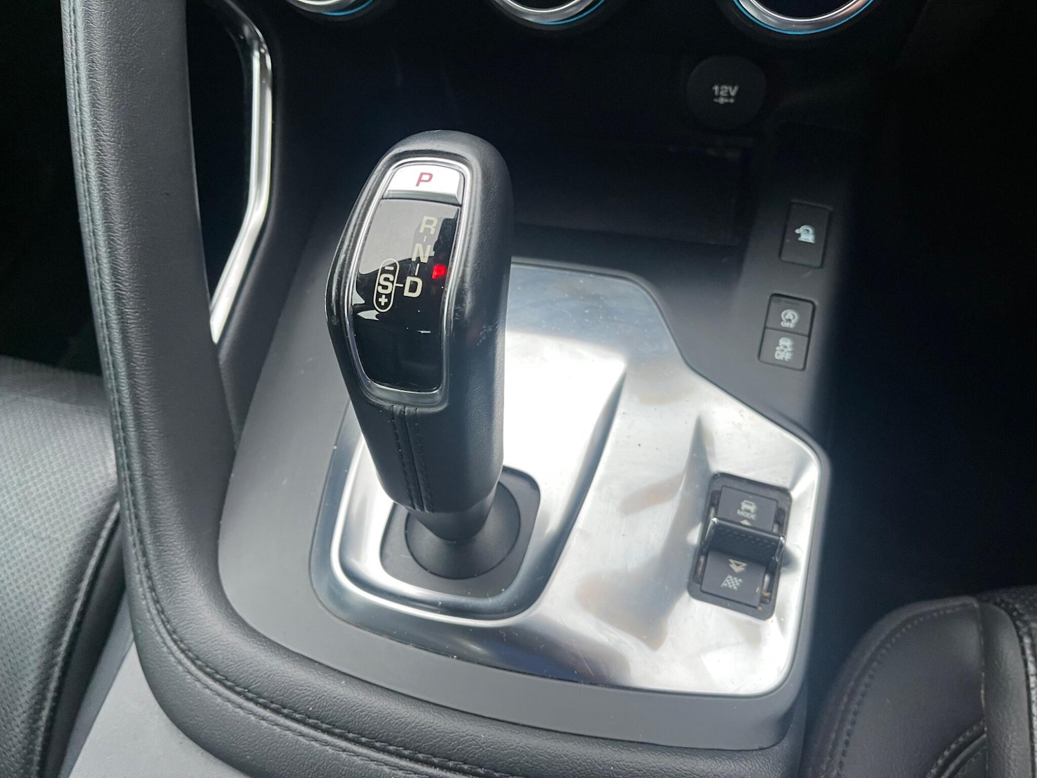 Used Jaguar E-Pace 2018 for sale - 77159439: Photo 17