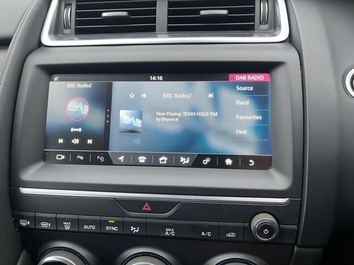 Used Jaguar E-Pace 2018 for sale - 77159439: Photo 31