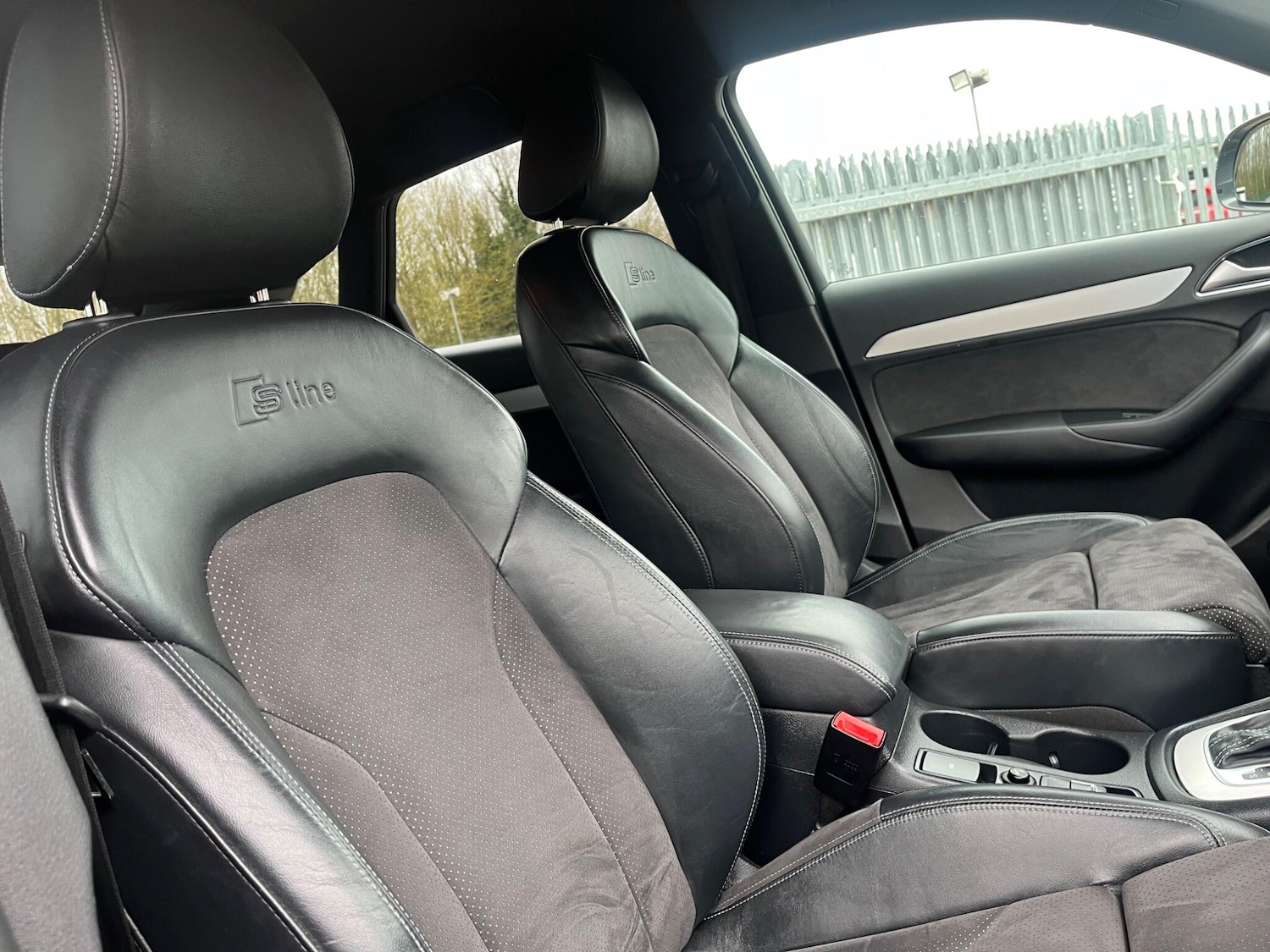 Used Audi Q3 2015 for sale - 78047115: Photo 16