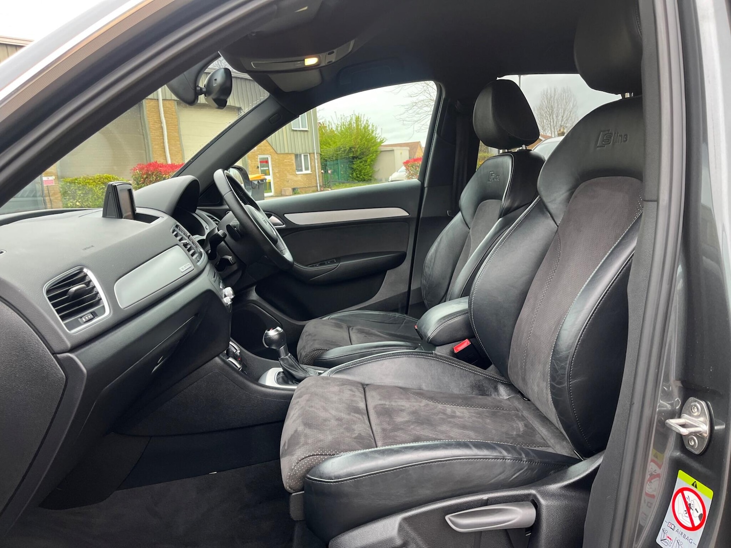 Used Audi Q3 2015 for sale - 78047115: Photo 44