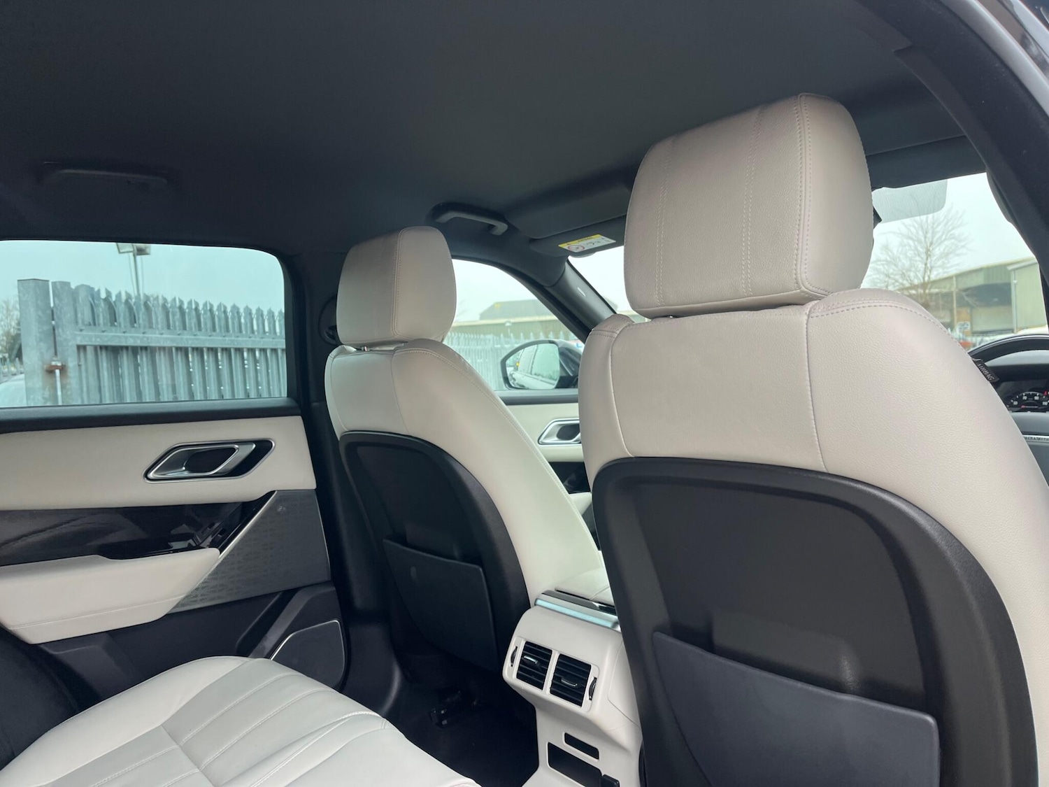 Used Land Rover Range Rover Velar 2018 for sale - 77981433: Photo 27