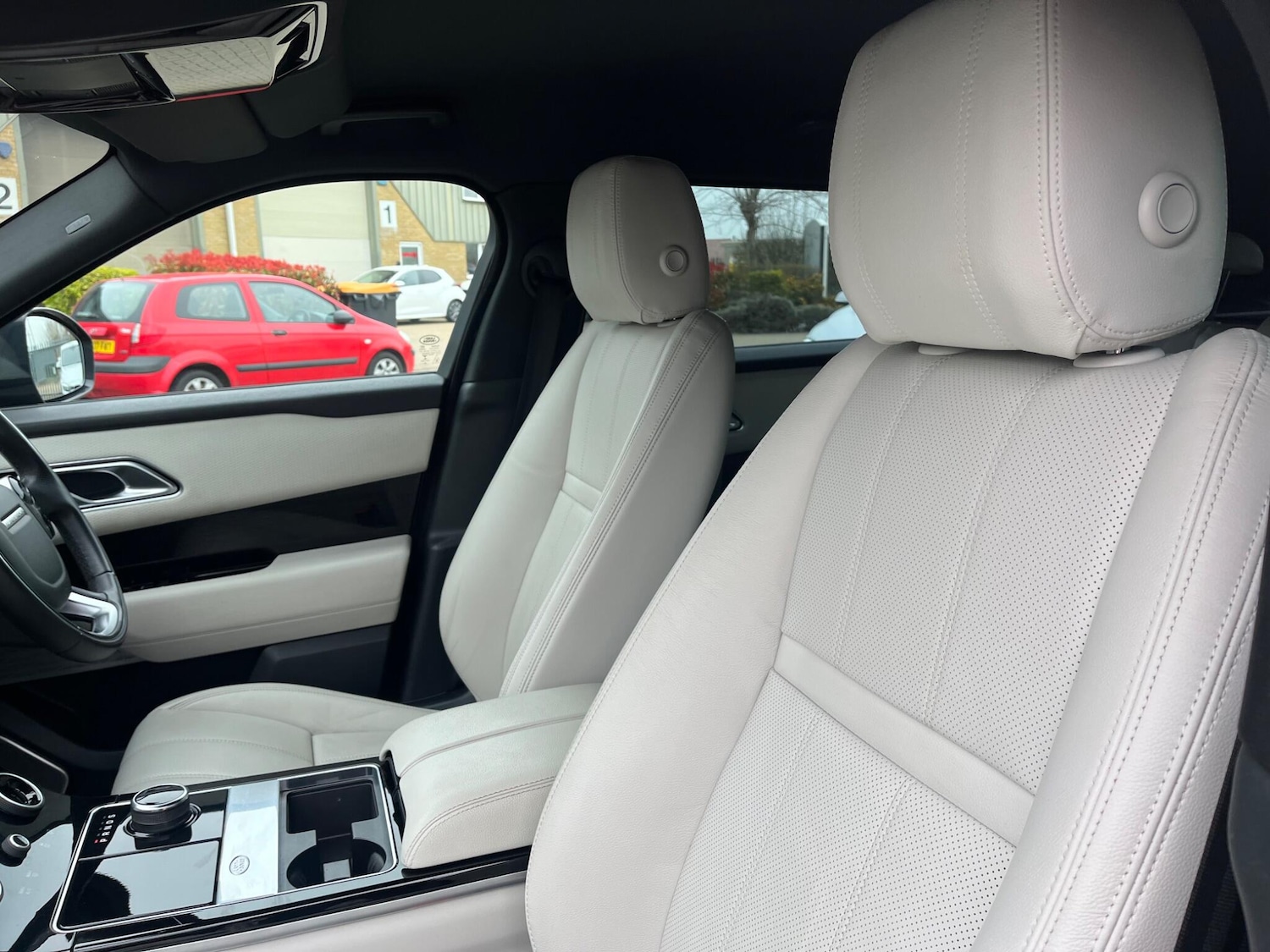 Used Land Rover Range Rover Velar 2018 for sale - 77981433: Photo 50