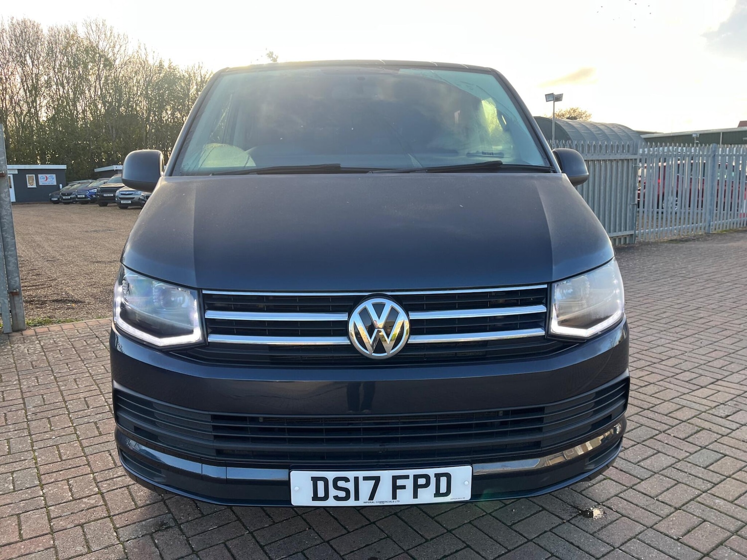 Used Volkswagen Transporter Shuttle 2017 for sale - 76690945: Photo 11