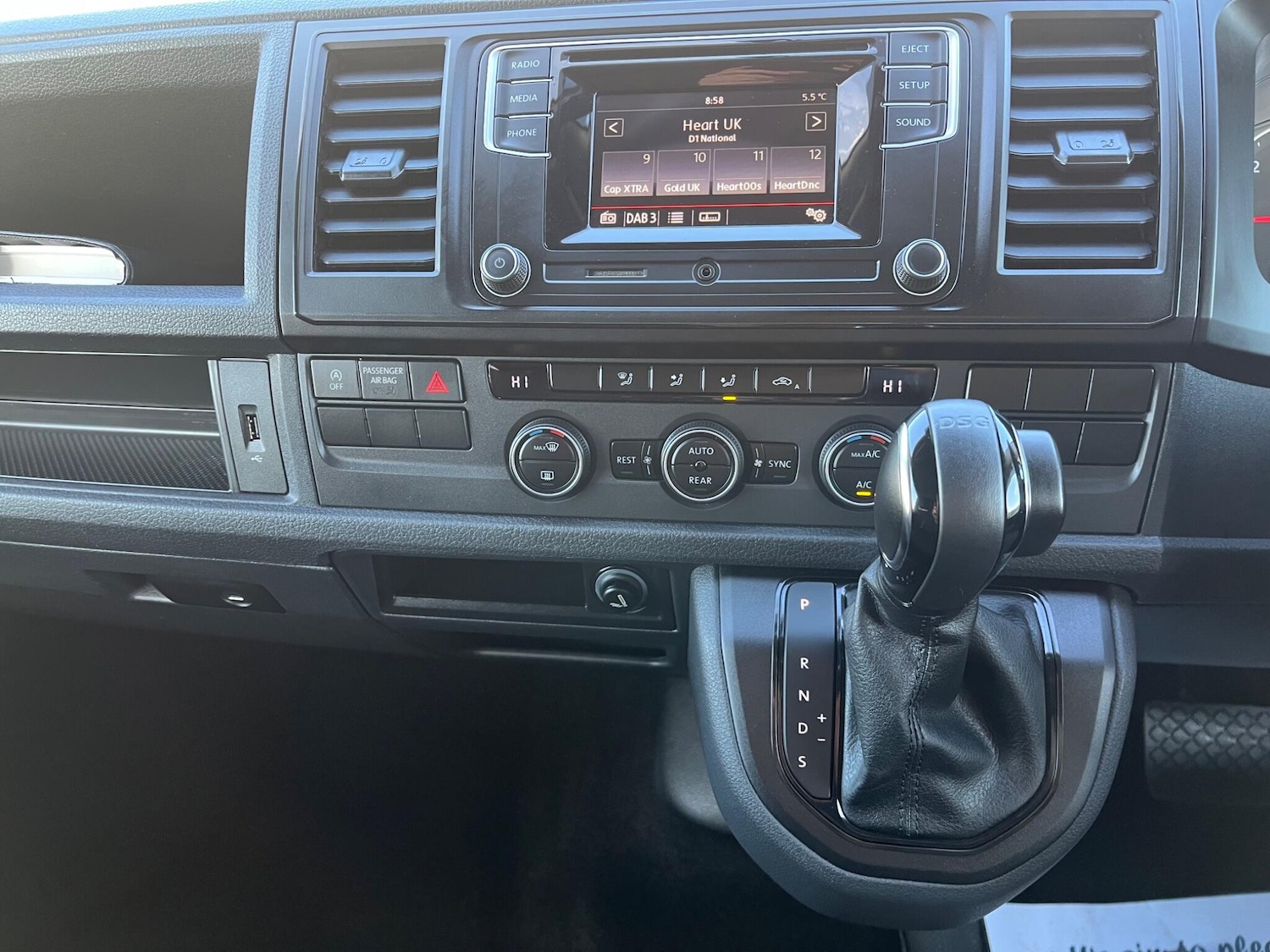 Used Volkswagen Transporter Shuttle 2017 for sale - 76690945: Photo 12