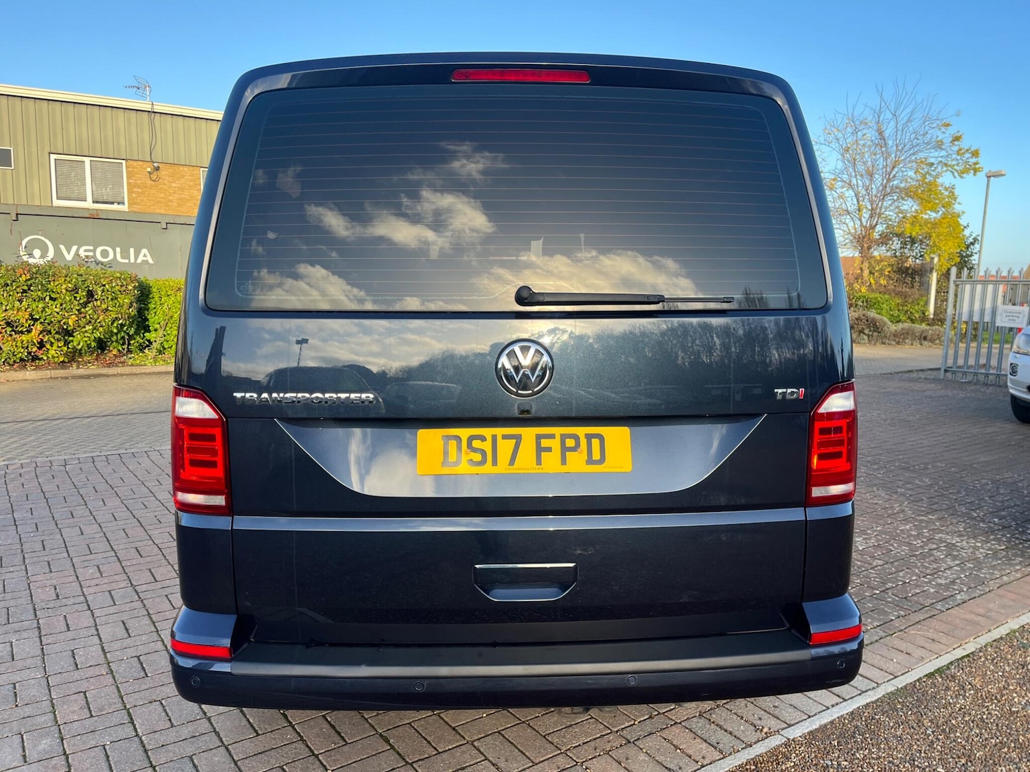 Used Volkswagen Transporter Shuttle 2017 for sale - 76690945: Photo 19