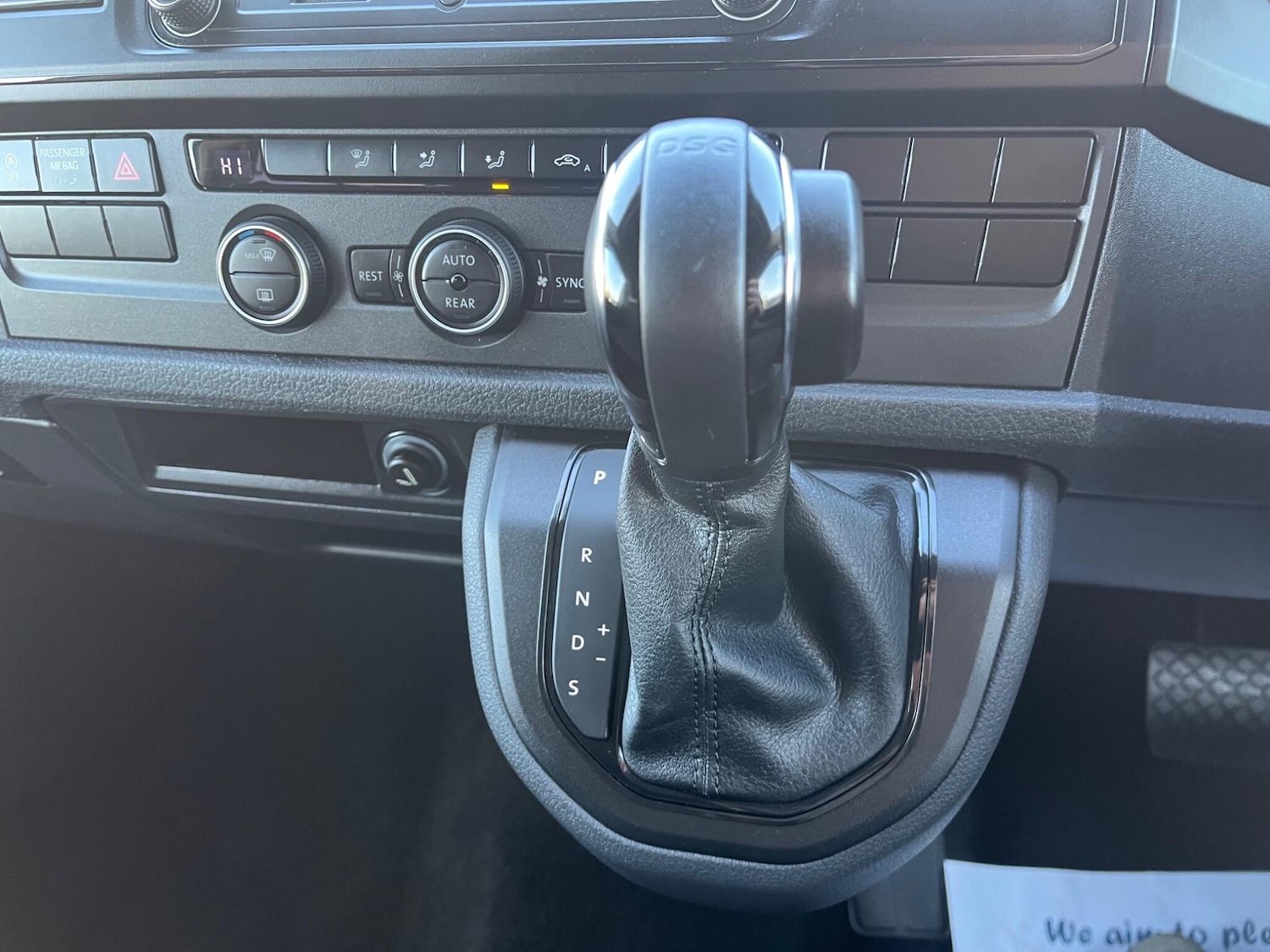 Used Volkswagen Transporter Shuttle 2017 for sale - 76690945: Photo 31