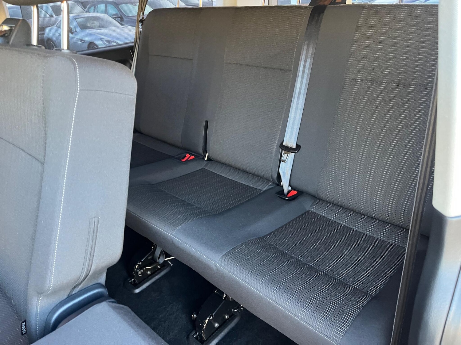 Used Volkswagen Transporter Shuttle 2017 for sale - 76690945: Photo 38