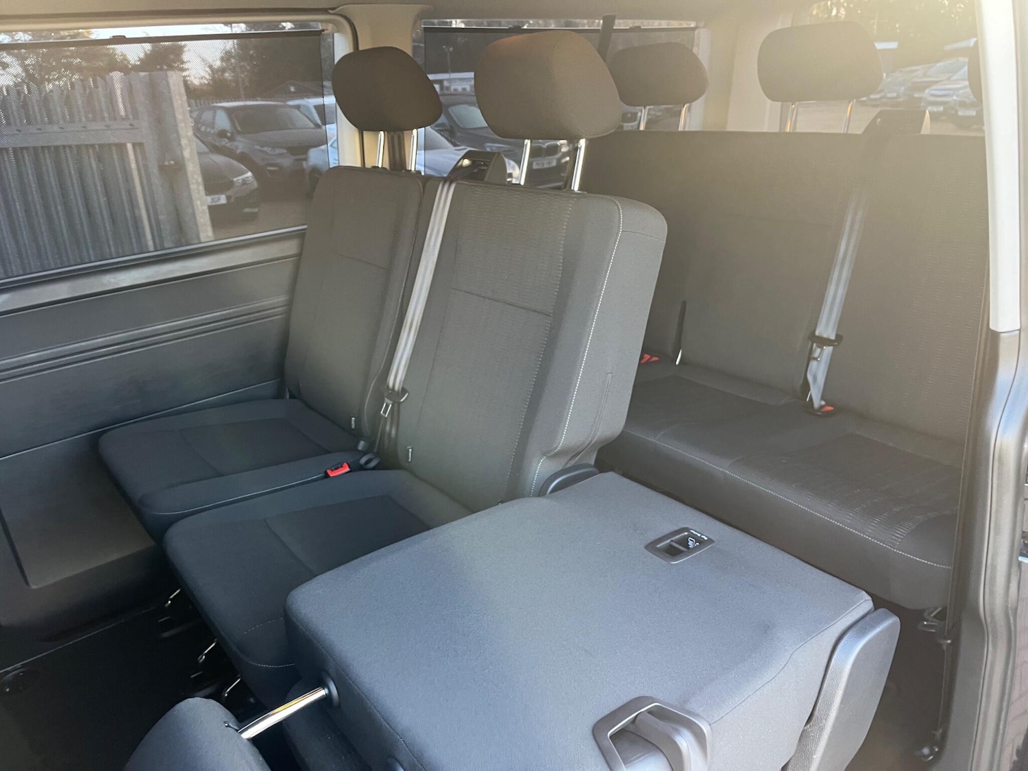 Used Volkswagen Transporter Shuttle 2017 for sale - 76690945: Photo 40