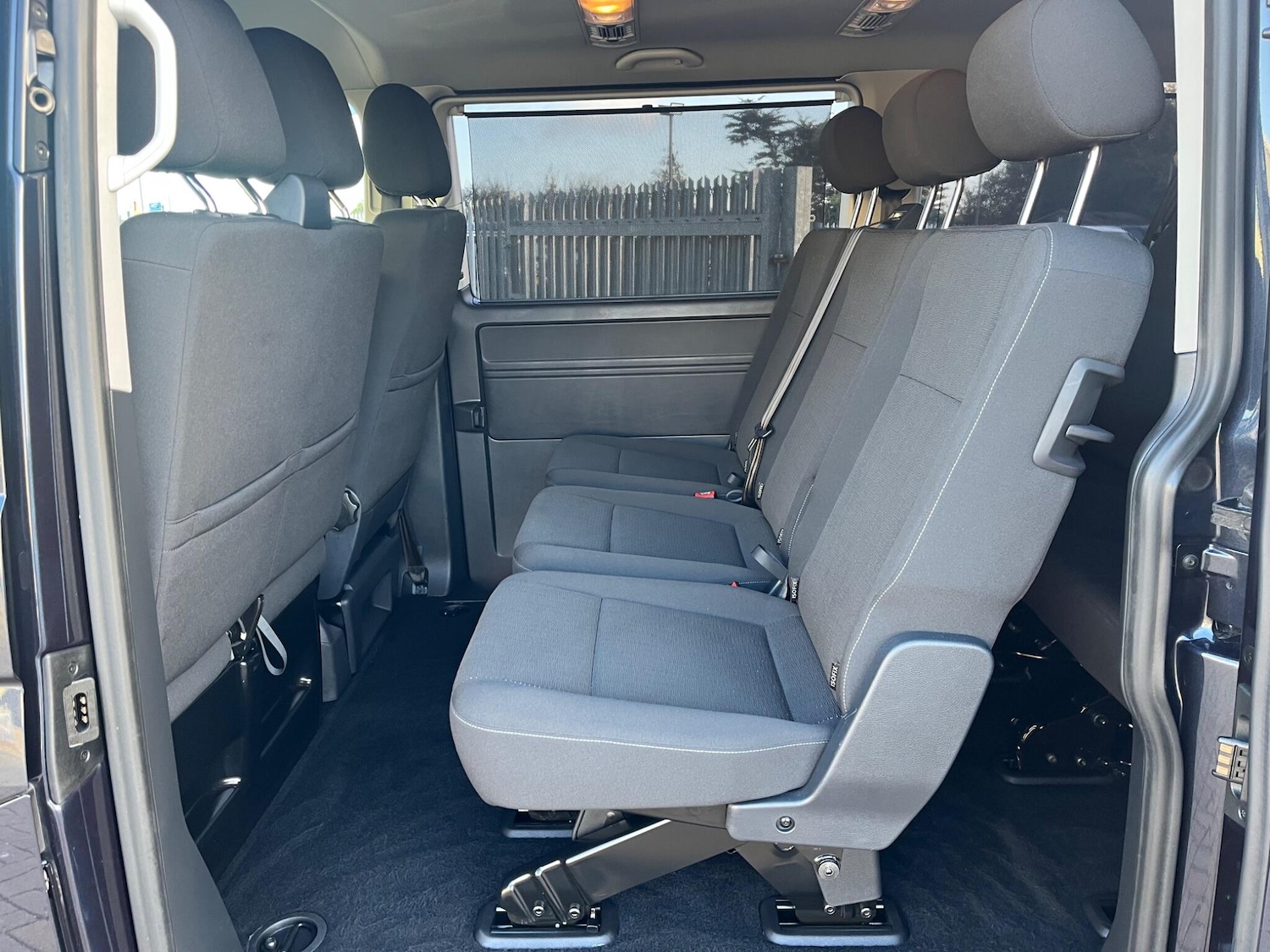 Used Volkswagen Transporter Shuttle 2017 for sale - 76690945: Photo 42