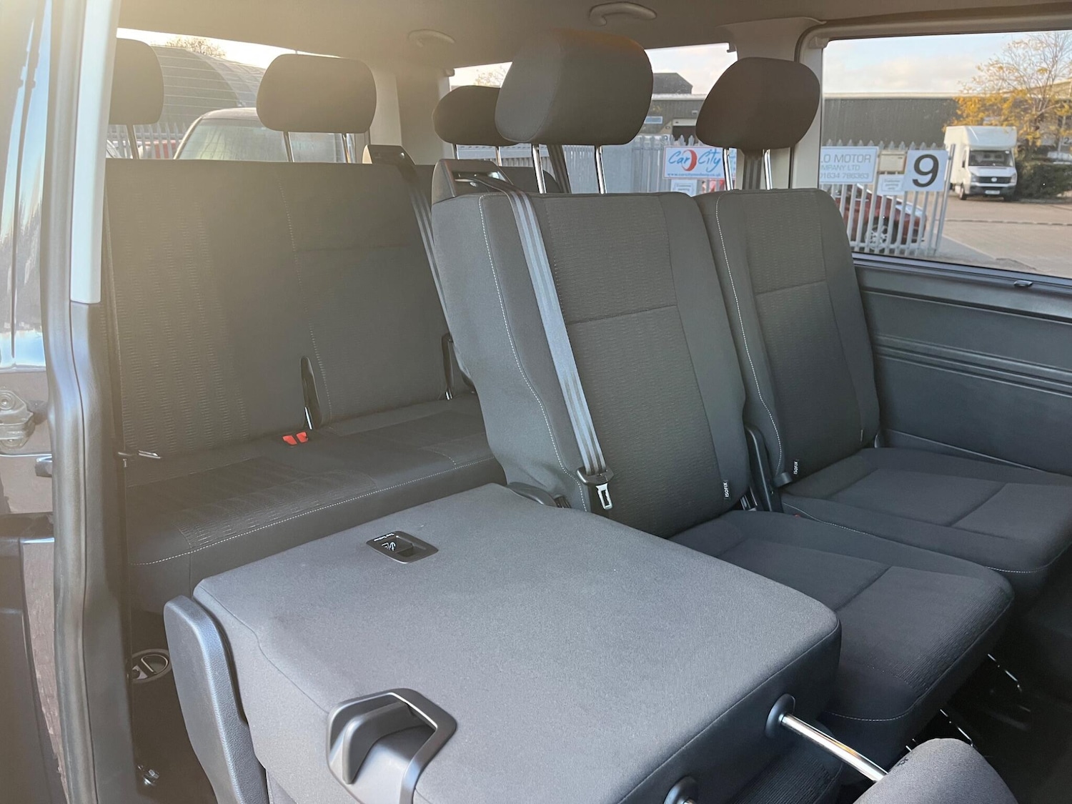 Used Volkswagen Transporter Shuttle 2017 for sale - 76690945: Photo 44