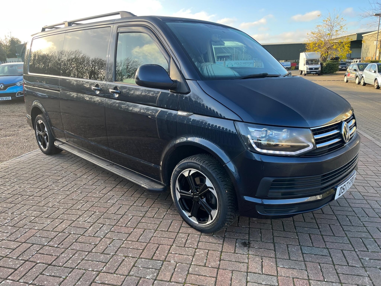Used Volkswagen Transporter Shuttle 2017 for sale - 76690945: Photo 8