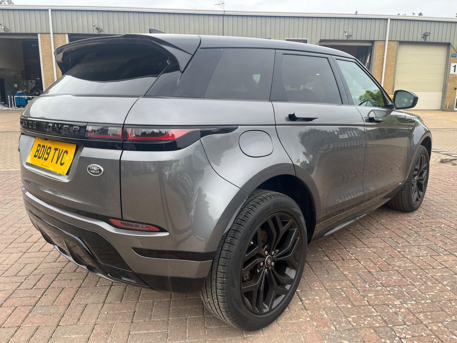 Used Land Rover Range Rover Evoque 2019 for sale - 76690930: Photo 19