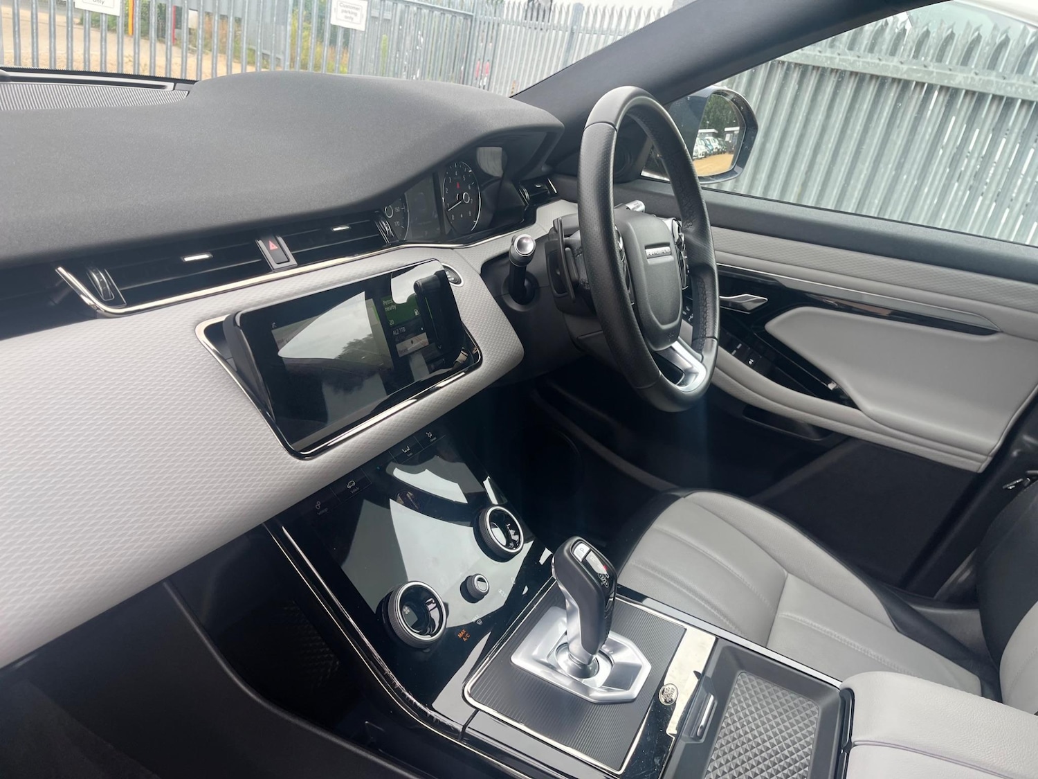 Used Land Rover Range Rover Evoque 2019 for sale - 76690930: Photo 26