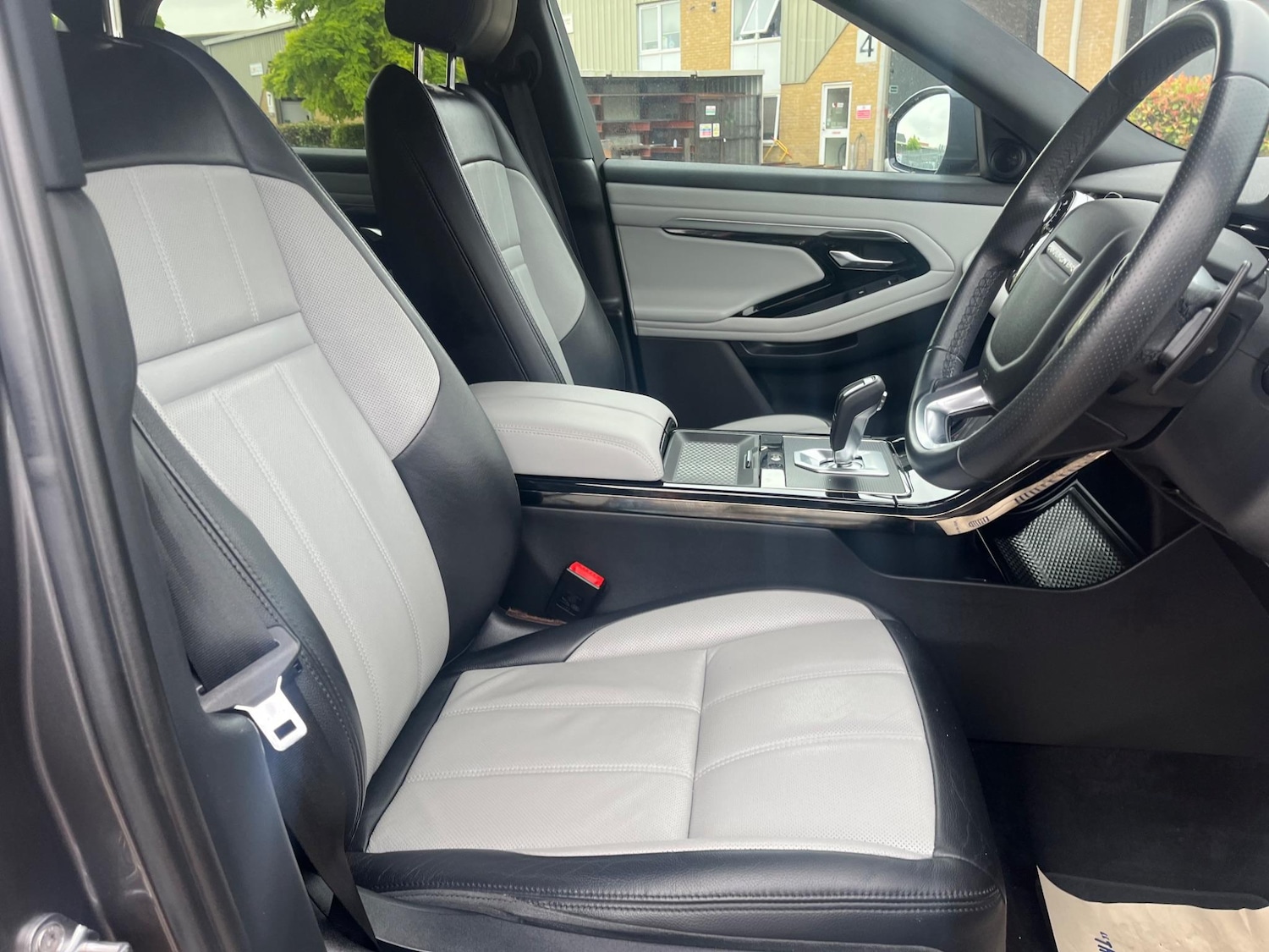 Used Land Rover Range Rover Evoque 2019 for sale - 76690930: Photo 28