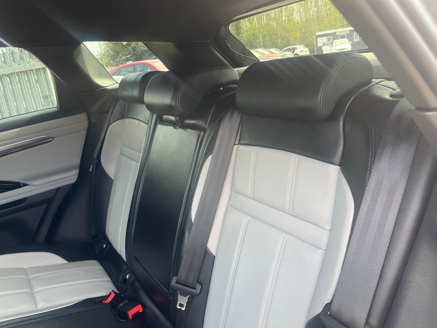 Used Land Rover Range Rover Evoque 2019 for sale - 76690930: Photo 32